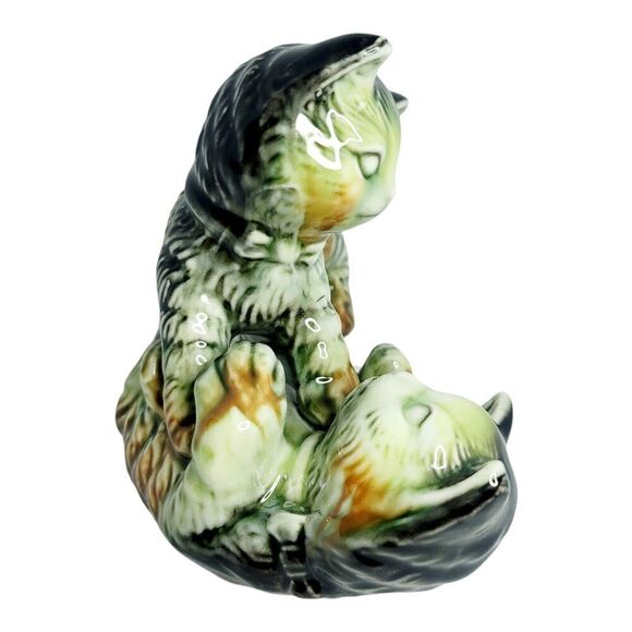 Vintage 1950s Playing Kittens Ceramic Figurine Japan Makers Mark 5"T - Picture 4 of 9